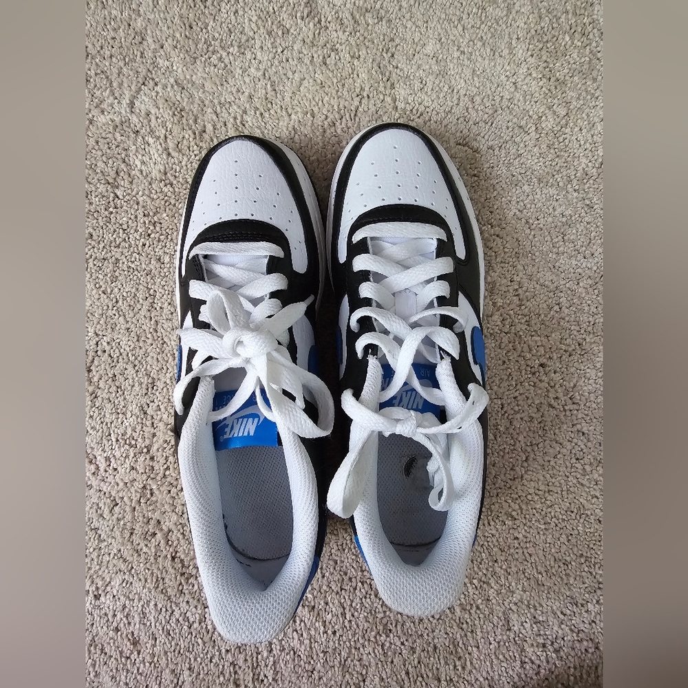 Boys Nike Sneakers